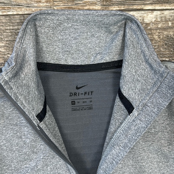 Nike Pro Dri-fit Hyperwarm 1/2 Zip Pullover Top Gray Long Sleeve Thumb, XSmall - Picture 12 of 15